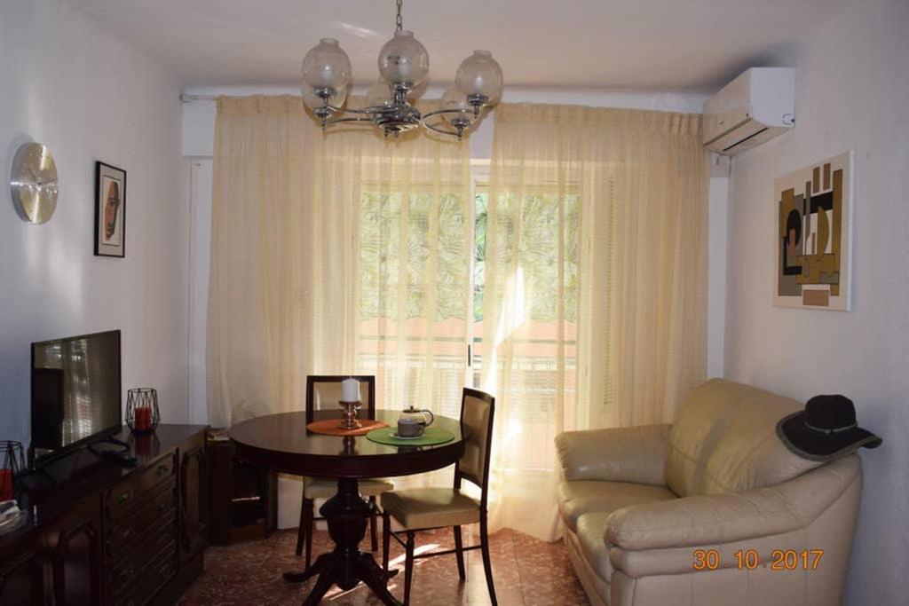Apartamento En El Centro De Alicante Exteriér fotografie